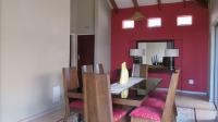 Dining Room - 27 square meters of property in Glenvista