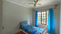 Bed Room 1 - 12 square meters of property in Illovo Glen 