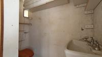 Bathroom 2 - 2 square meters of property in Illovo Glen 