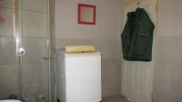 Bathroom 1 - 12 square meters of property in Rensburg