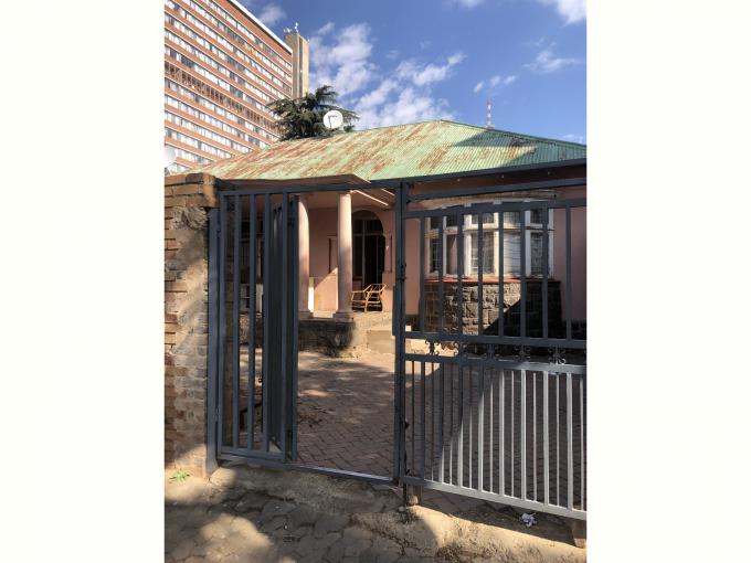 3 Bedroom House for Sale For Sale in Berea - JHB - MR579023