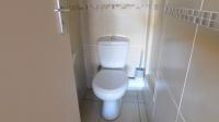 Main Bathroom - 8 square meters of property in Margate