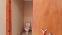 Bathroom 1 - 7 square meters of property in Middelburg - MP