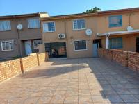 3 Bedroom 1 Bathroom Duplex to Rent for sale in Eastbury