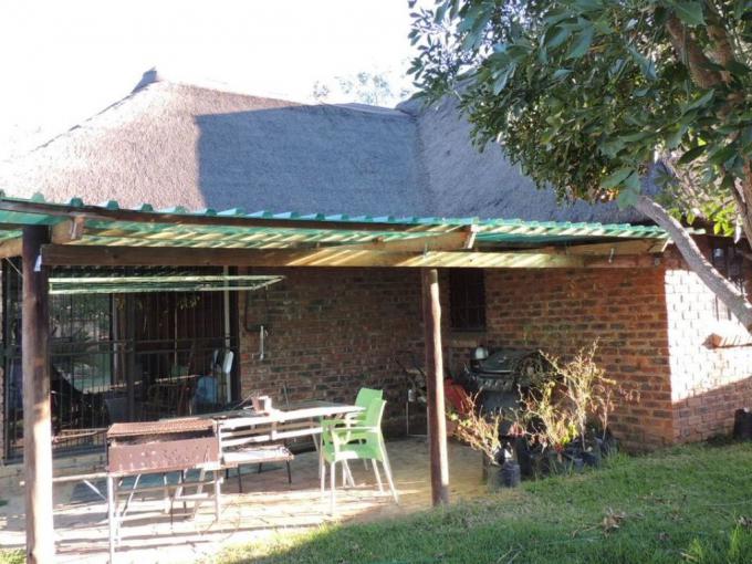 2 Bedroom House for Sale For Sale in Kameelfontein - MR580349