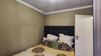 Bed Room 1 - 9 square meters of property in Watervalspruit