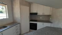 Kitchen - 8 square meters of property in Sonneglans