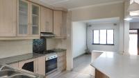 Kitchen - 8 square meters of property in Bluff