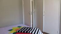 Bed Room 2 - 14 square meters of property in Glenanda