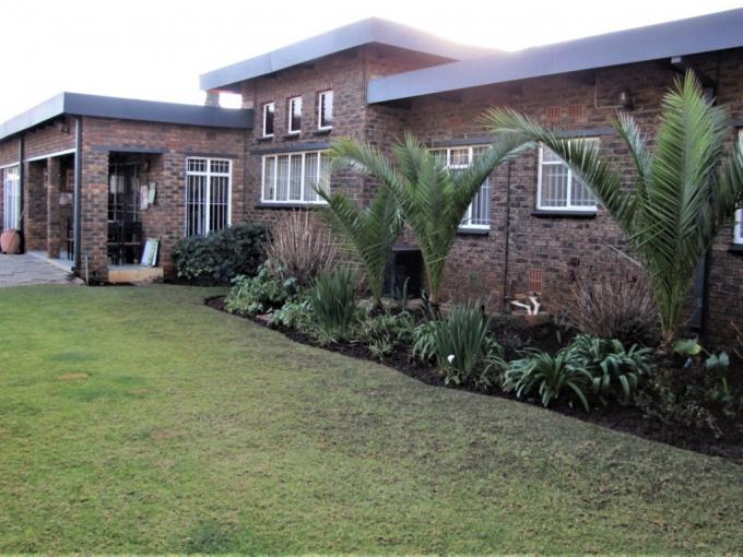 5 Bedroom House for Sale For Sale in Vanderbijlpark - MR582011