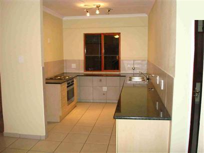 2 Bedroom Cluster to Rent in Ruimsig - Property to rent - MR58287