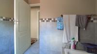 Bathroom 1 - 6 square meters of property in Amberfield