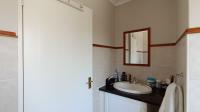 Main Bathroom - 5 square meters of property in Lyme Park