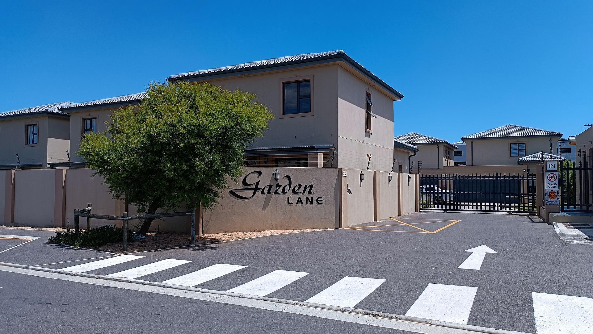 Front View of property in Parklands