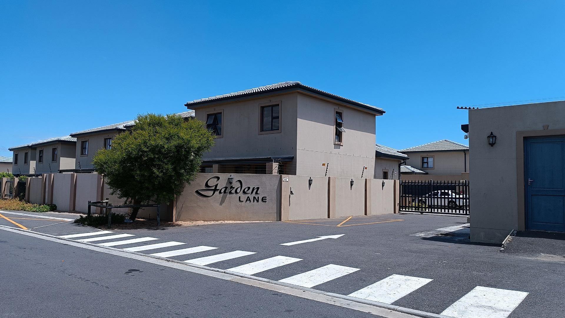 Front View of property in Parklands