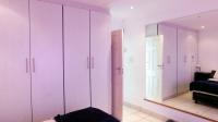 Main Bedroom - 15 square meters of property in Kingsburgh