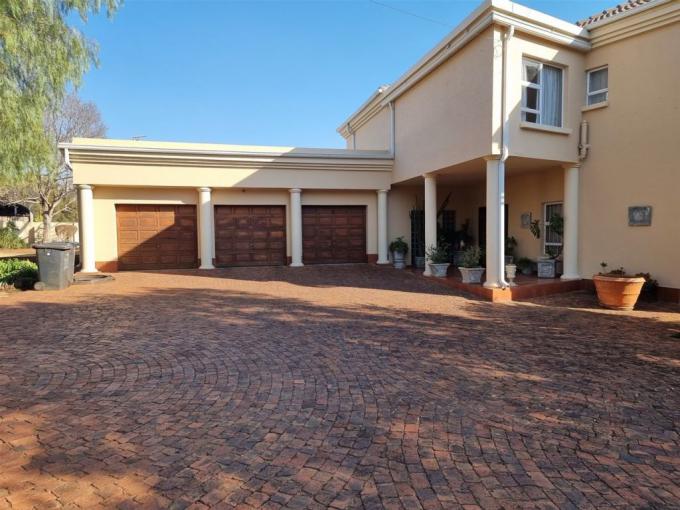 5 Bedroom House for Sale For Sale in Raslouw - MR584416