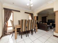 Dining Room of property in Halfway Gardens