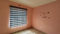 Bed Room 1 - 13 square meters of property in Glenmarais (Glen Marais)