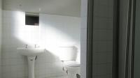 Bathroom 1 - 19 square meters of property in Wilropark