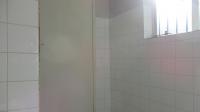 Bathroom 1 - 19 square meters of property in Wilropark