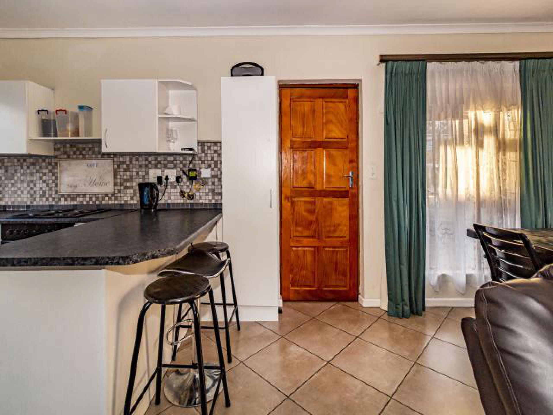 Standard Bank EasySell 2 Bedroom House For Sale In Gordons B