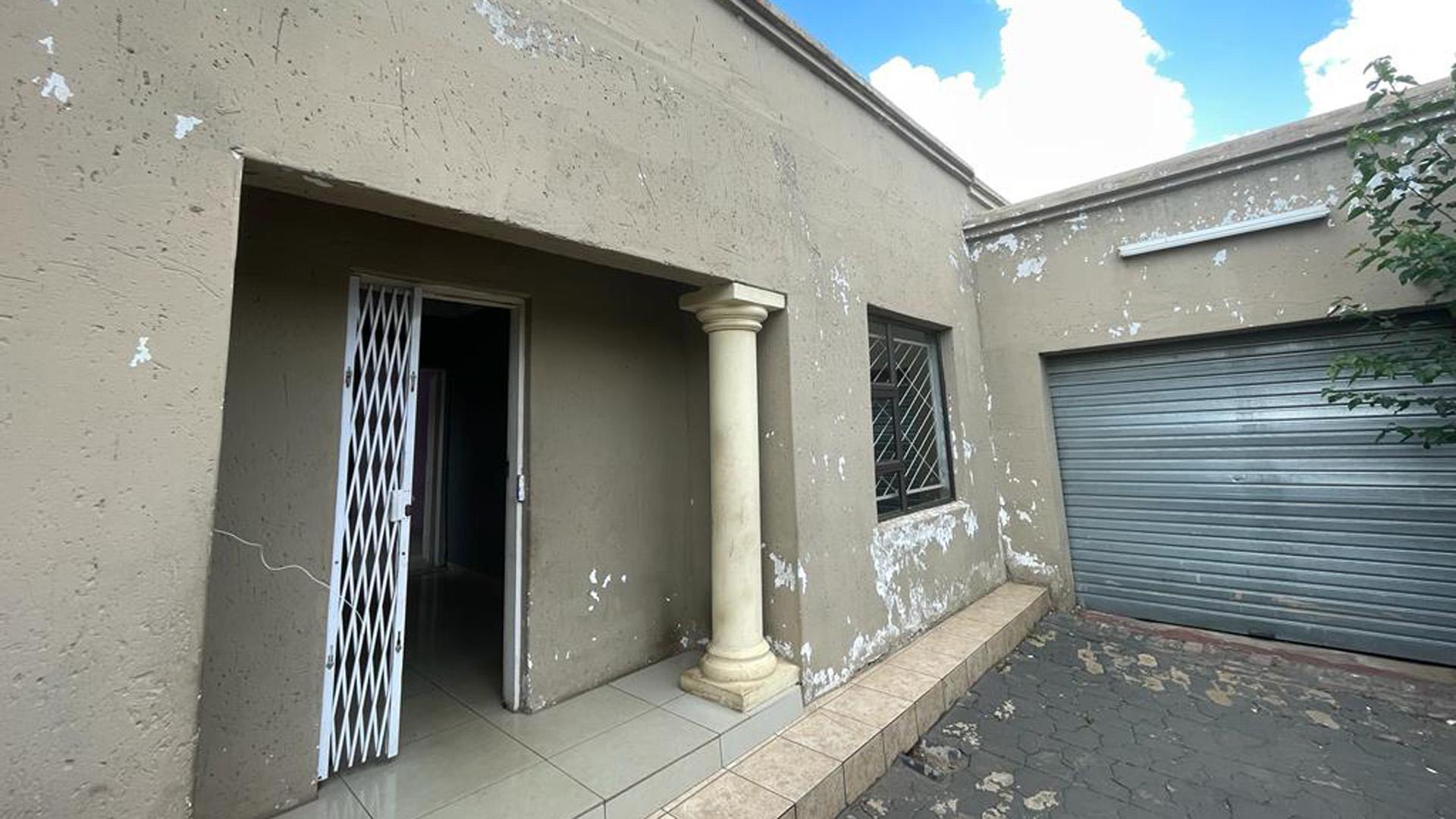 Front View of property in Riverlea - JHB