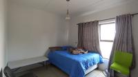 Bed Room 2 - 14 square meters of property in Greenstone Hill