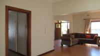 Lounges - 37 square meters of property in Orange Grove