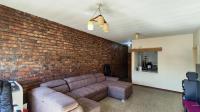 Lounges - 31 square meters of property in Germiston