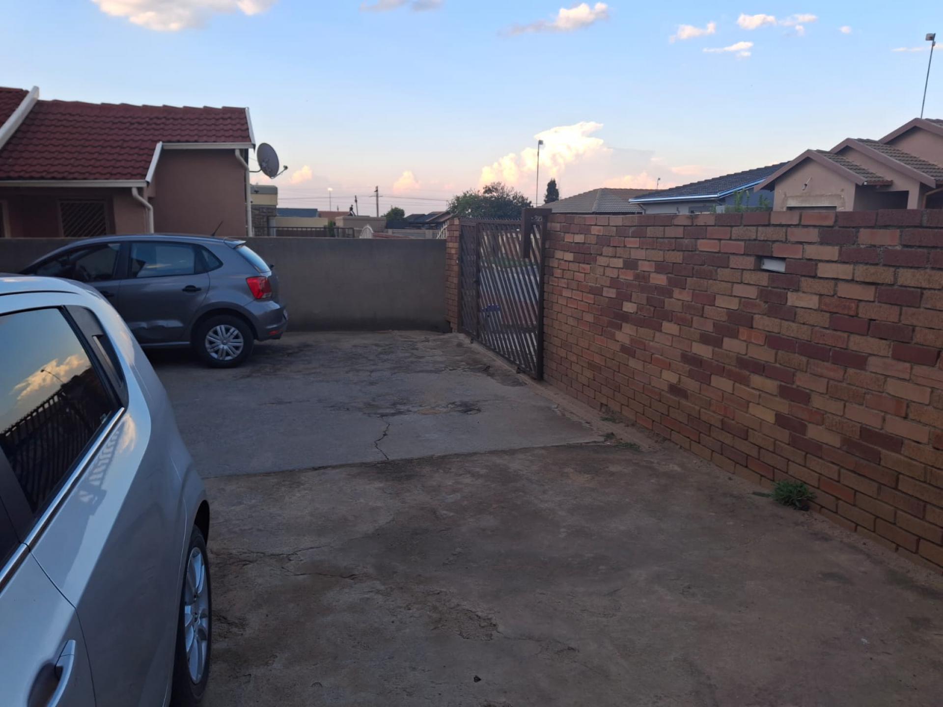 Backyard of property in Tembisa