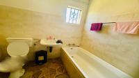 Bathroom 1 of property in Protea Glen