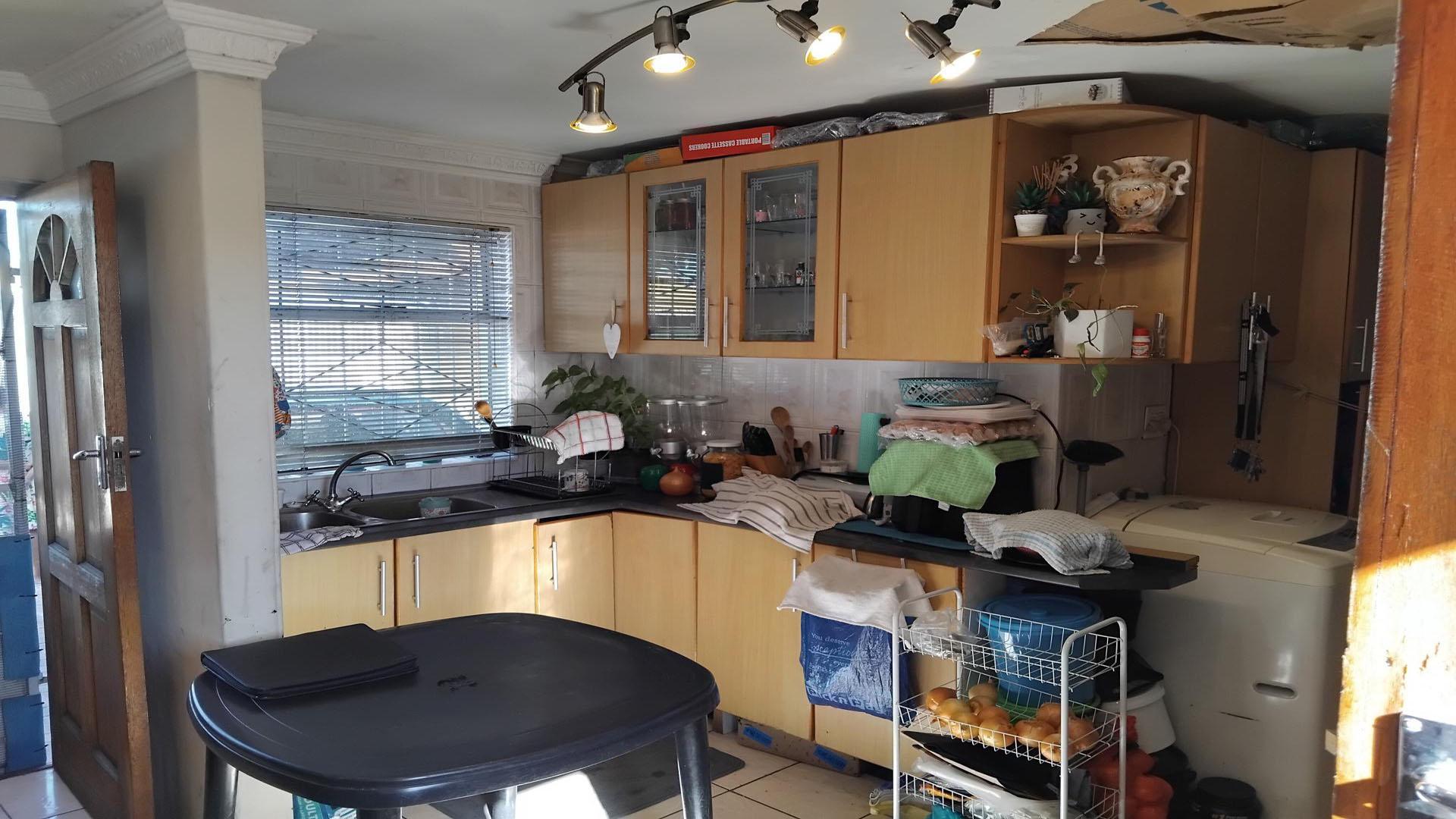 Kitchen of property in Portland