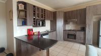 Kitchen - 13 square meters of property in Norkem park