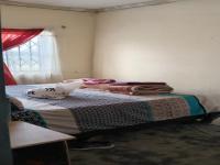 Bed Room 1 of property in Madadeni