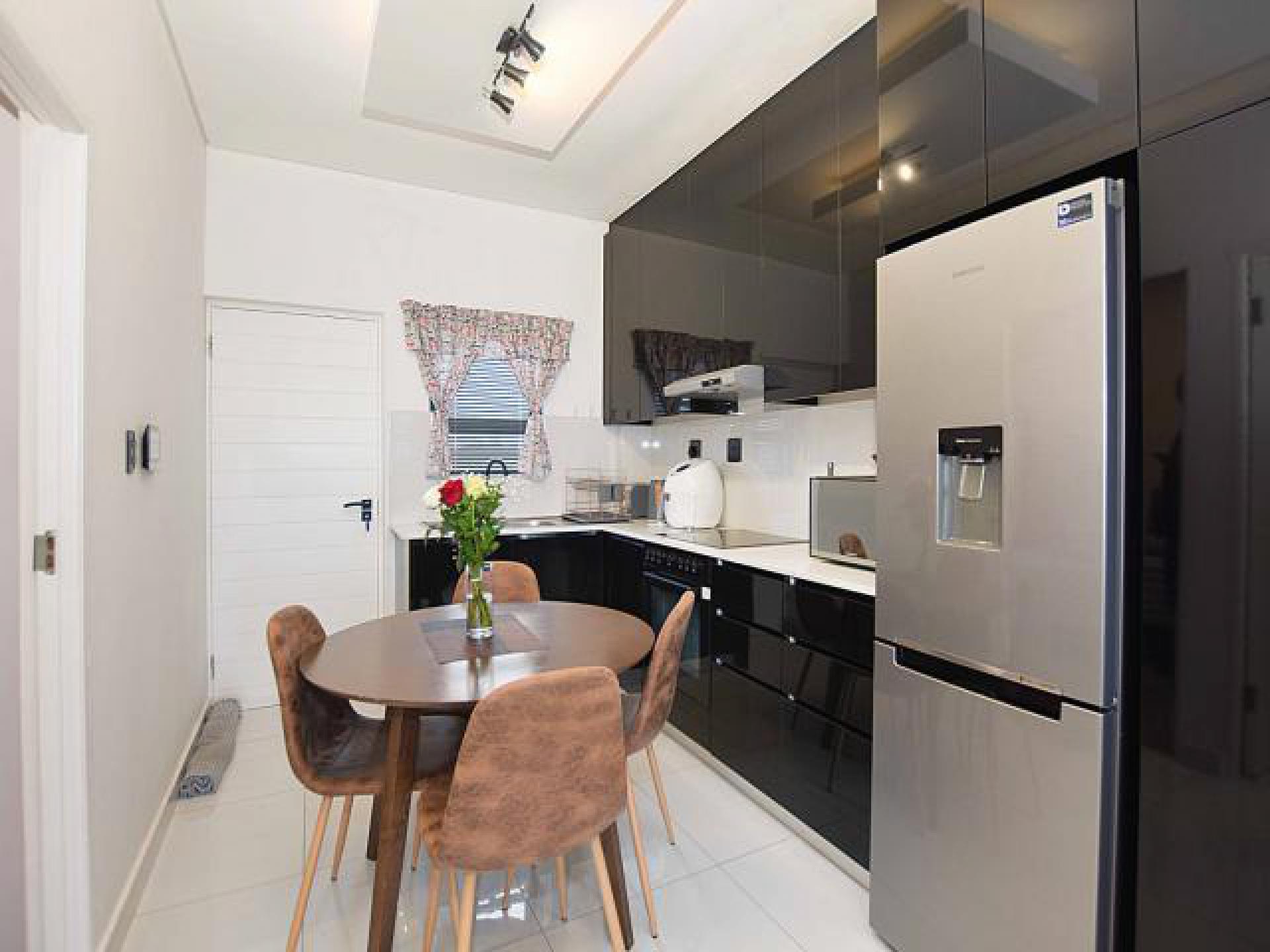 Kitchen of property in Table View