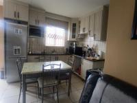 Kitchen of property in Karino