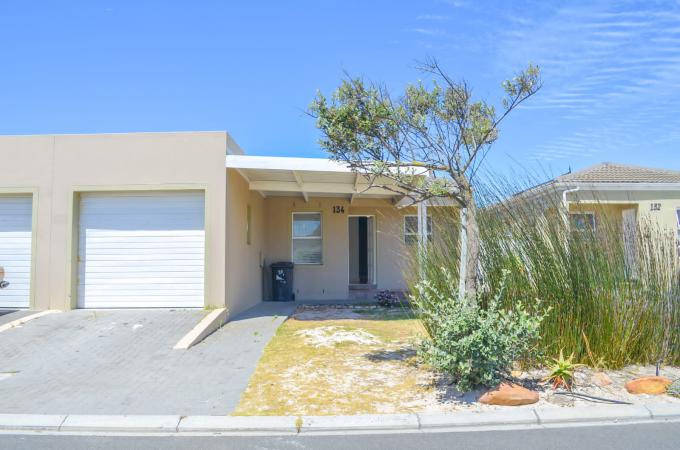 3 Bedroom House for Sale For Sale in Muizenberg   - MR590417