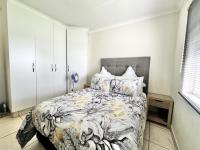 Bed Room 1 - 13 square meters of property in Lincoln Meade