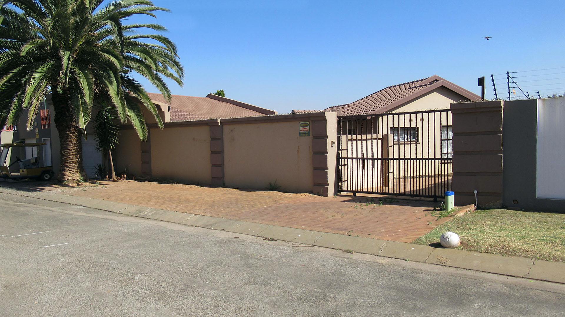 Front View of property in Lenasia South