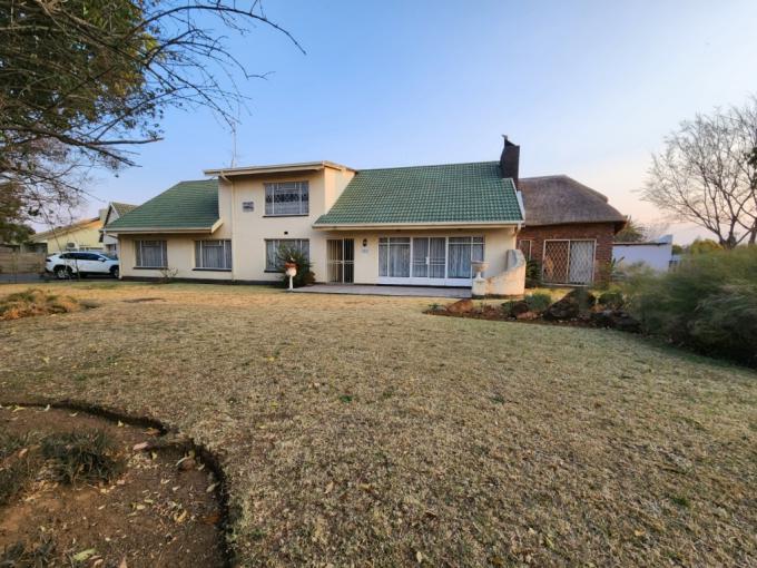 4 Bedroom House to Rent in Parys - Property to rent - MR592039