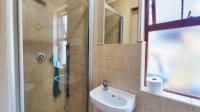 Bathroom 1 - 8 square meters of property in Albertsdal