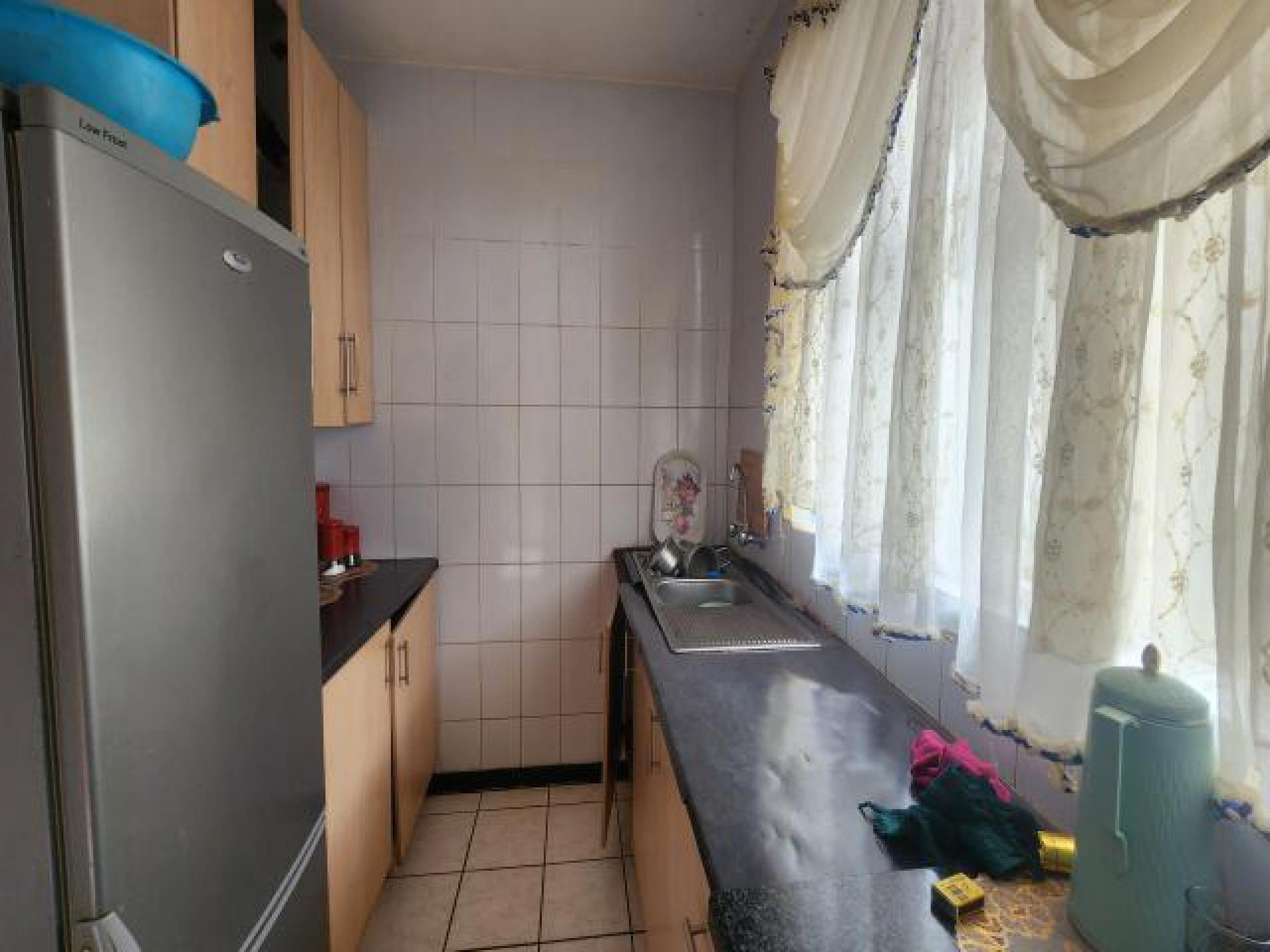 Kitchen - 9 square meters of property in Westonaria