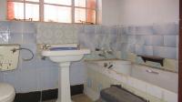 Bathroom 3+ - 6 square meters of property in Elandsvlei 249-Iq