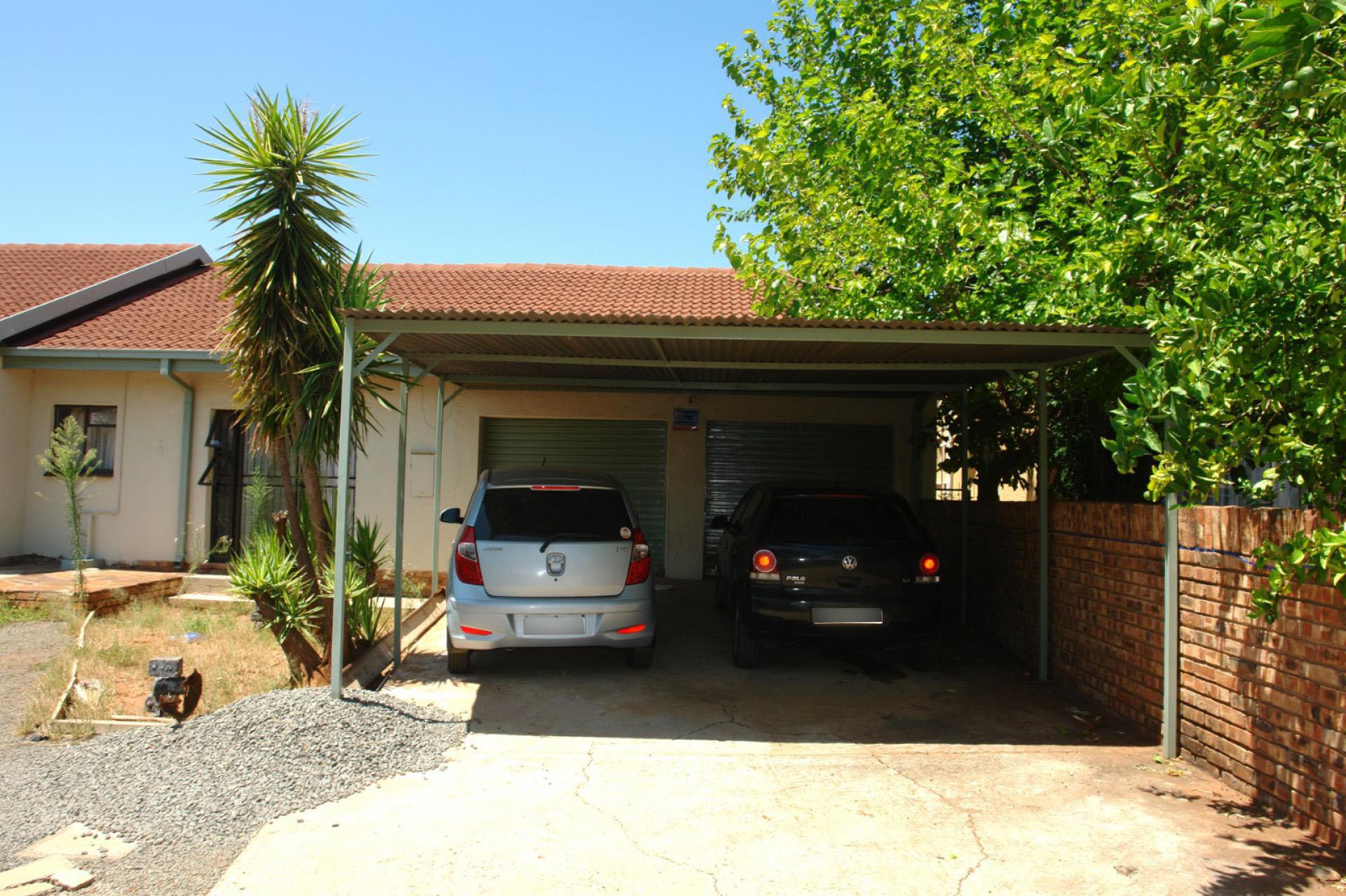 Front View of property in Kimberley