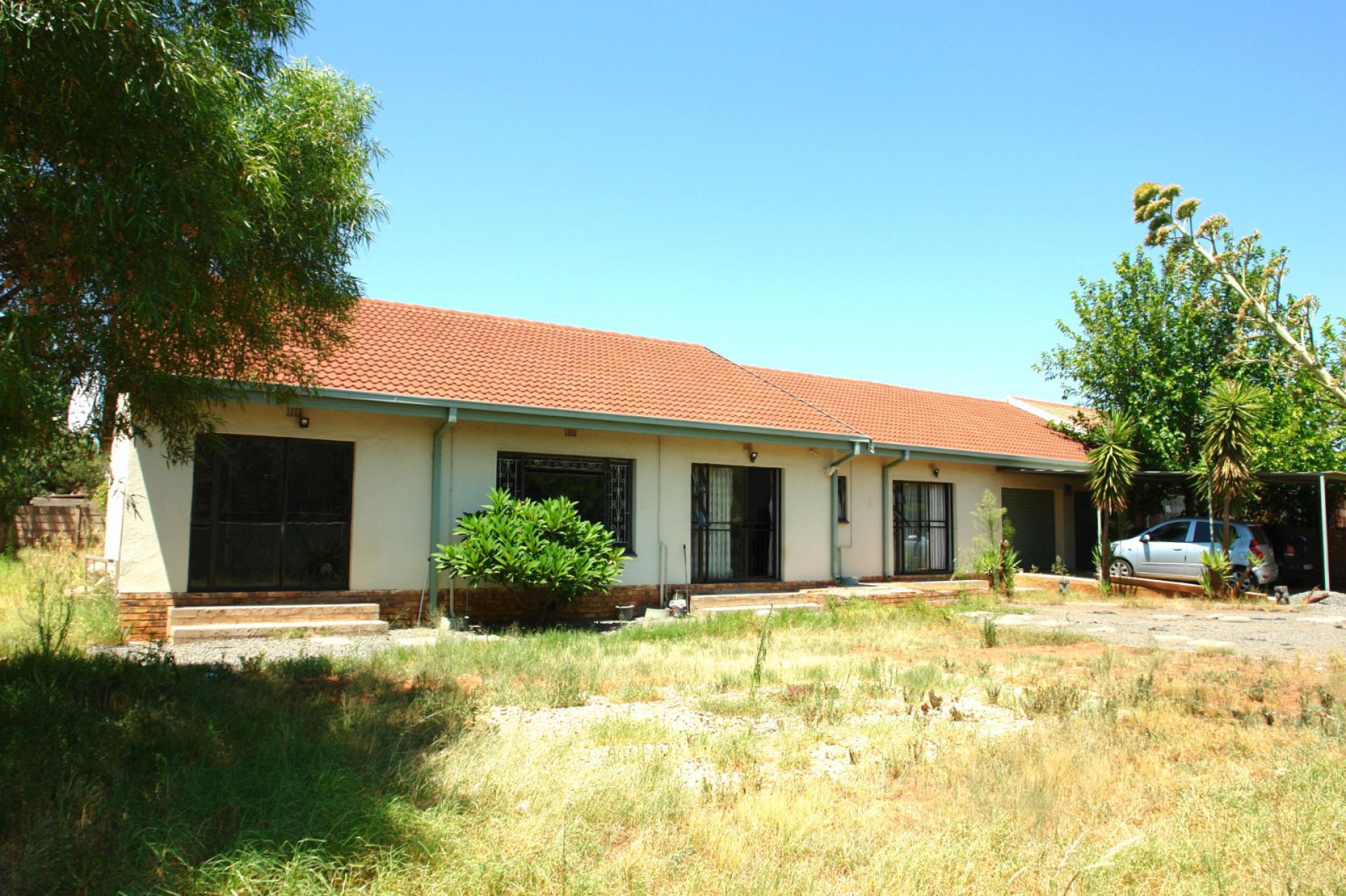 Front View of property in Kimberley