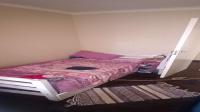 Bed Room 2 - 10 square meters of property in Chantelle