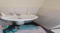 Bathroom 1 - 4 square meters of property in Chantelle