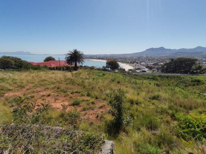 Land for Sale For Sale in Gordons Bay - MR593476