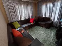 Lounges of property in Boitekong